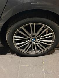 Cerchi BMW 17’ con gomme pirelli
