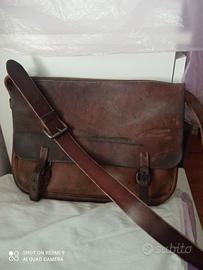 Borsa cuoio esercito svizzero 