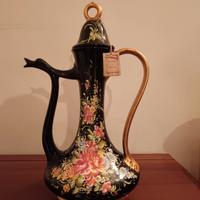 Vaso artigianale fatto a mano e dipinto a mano 