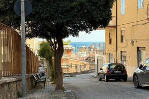 A 300 Metri dalla metro Duomo, Salerno