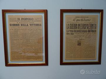 2 Giornali UNICI e ORIGINALI con cornice in legno
