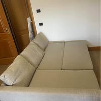 DIVANO LETTO SEMINUOVO