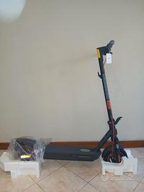 Xiaomi Electric Scooter 4 Ultra (Serie MAX) – Nuov