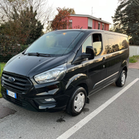 Ford transit custom 5 posti