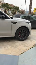 Cerchi in lega range rover sport originali 22”
