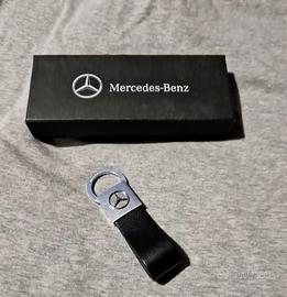 Mercedes abbigliamento e outlet accessori