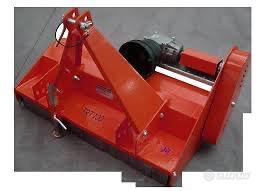 Trincia erba a coltelli 135 cm  trattore