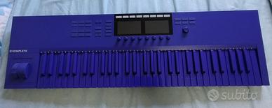 Native instrument Komplete s61 ultraviolet