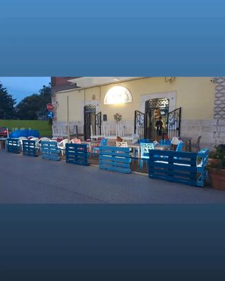 pedana con legno  pregiato x sede estiva 
