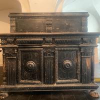 Mobile più tavolo fatto a mano in noce