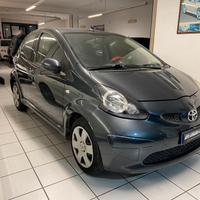 Toyota Aygo 1.0 12V VVT-i 5 porte Sol Connect