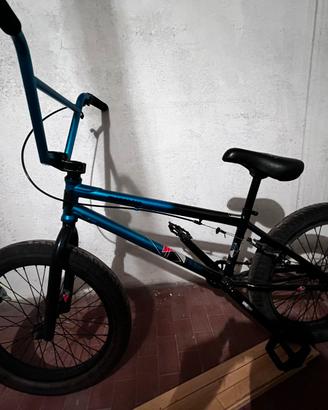 Bmx moongose legion l100
