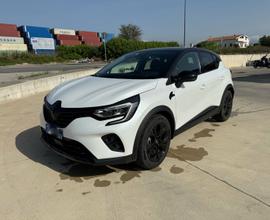 Renault Captur 145 e-tech rive gauche