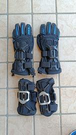 Guanti Dainese con protezioni polso