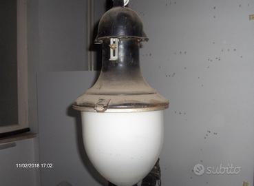 LAMPADA  VINTAGE PER ILLUMINAZIONE STRADALE