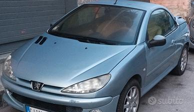Peugeot 206 cabrio con iscrizione storica e gpl