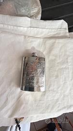 Fiaschetta per liquore. Inglese