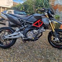 Aprilia Dorsoduro Factory 750 - 2010