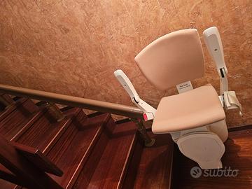 Montascale a poltroncina Otolift da interno