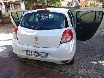 Auto clio