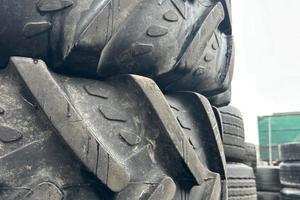 215 65 17 toyo usate