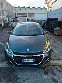 Peugeot 208 - 2017