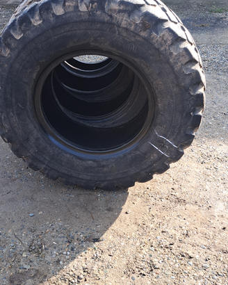 Gomme michelin 17.5 r 25