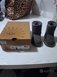 scarpa UGG bambina nr. 22,5