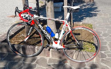 bici da corsa mod  Kuota Kredo ultra carbonio 