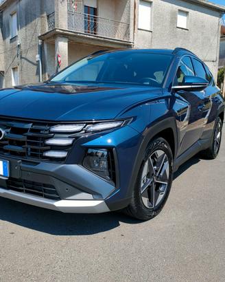 Hyundai TUCSON 1.6 Automatica Diesel-Ibrida 2025