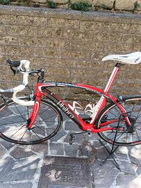 Bicicletta da strada in carbonio