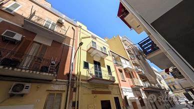 2 LOCALI A MARGHERITA DI SAVOIA
