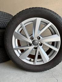 AUDI Q2  - cerchi in lega con pneumatici invernali