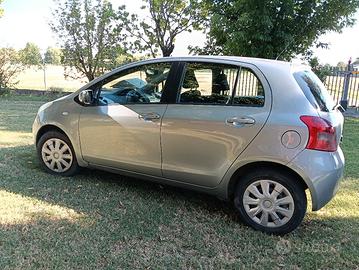Toyota Yaris usata 