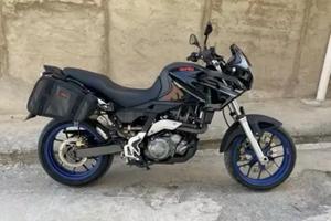 Aprilia Pegaso strada