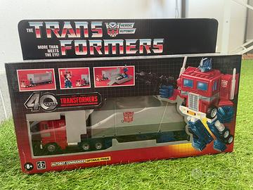 Transformers Optimus Prime 40esimo anniversario