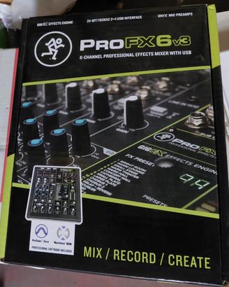 set microfoni e mixer