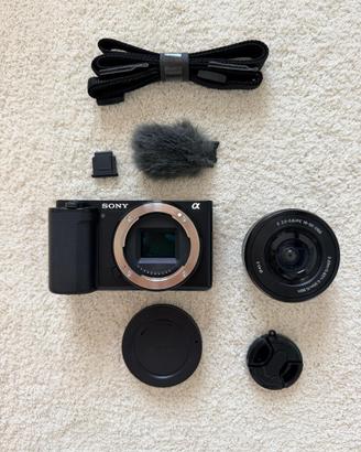 SONY ZV-E10 + SONY 16-50mm