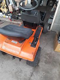 Tratorino tagliaerba 