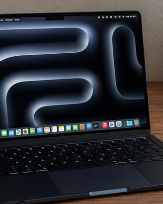 Macbook Air m4 13" – 16GB RAM – 256GB SSD