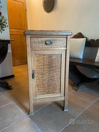 Comodino in legno vintage