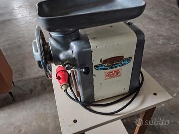 TRITA CARNE ELETTRICO