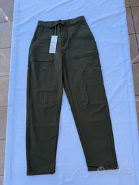 Oysho pantaloni cargo tecnici verde kaki XS
