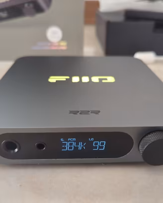 Fiio K11 R2R DAC