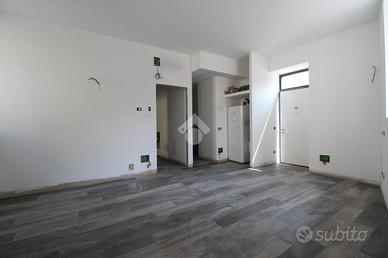 2 LOCALI A BRIOSCO