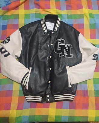 Bomber di Bershka