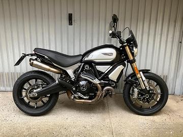 Ducati scrambler 1100