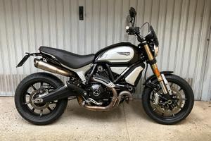 Ducati scrambler 1100