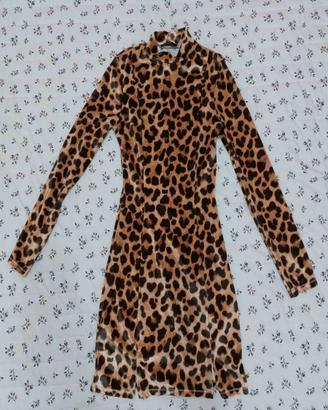Vestito leopardato da ragazza