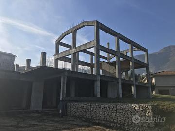 CEMENTO ARMATO CON CASALE